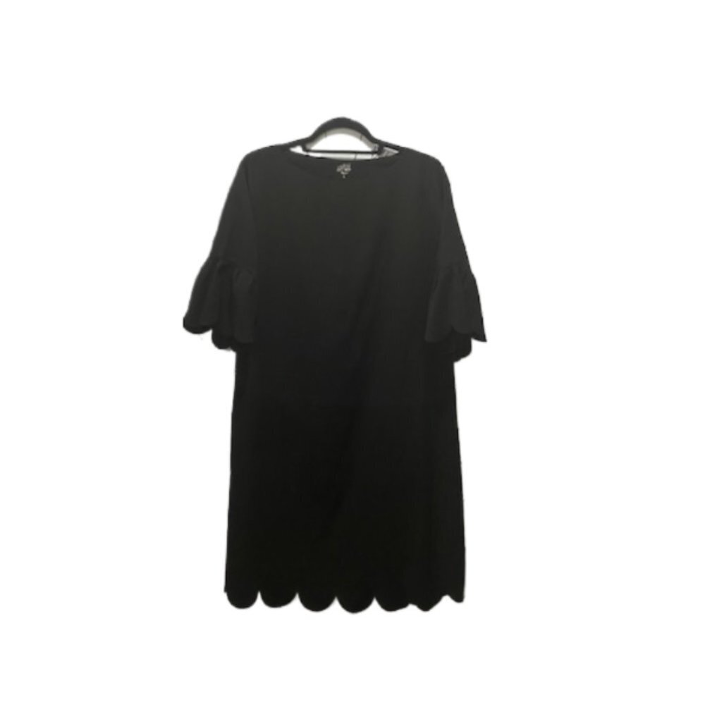 Tickled Teal Size Small Scallop Sleeve and Hem Ladies Black Shift Dress LBD EUC
